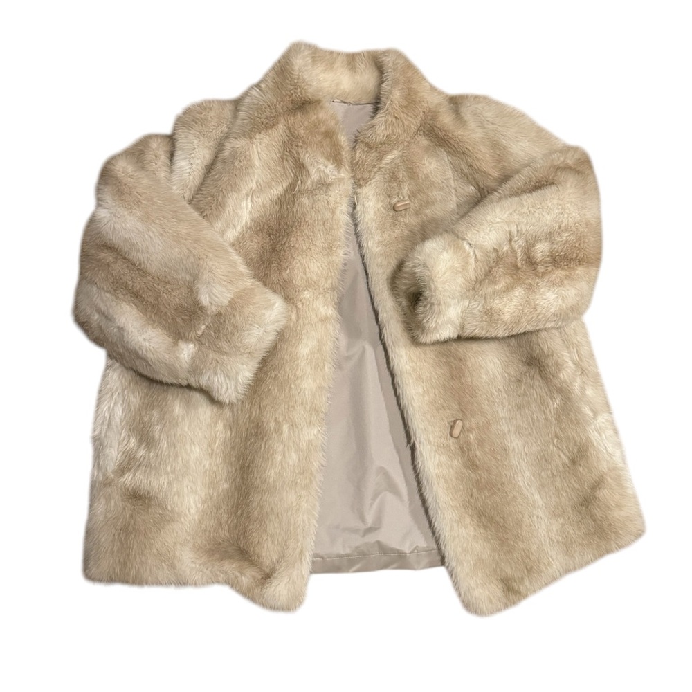FAUX FUR COAT